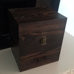 Essential Oil Holder